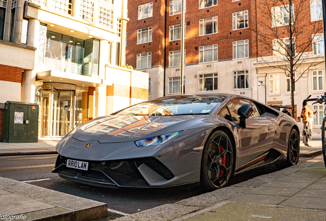 Lamborghini Huracán LP640-4 Performante