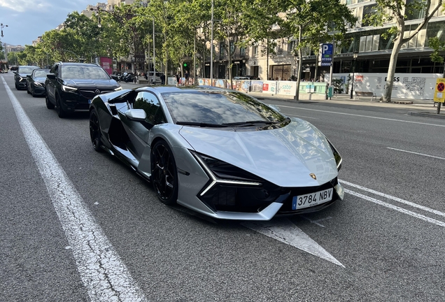 Lamborghini Revuelto