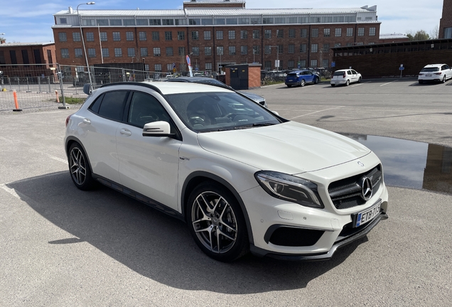 Mercedes-Benz GLA 45 AMG X156