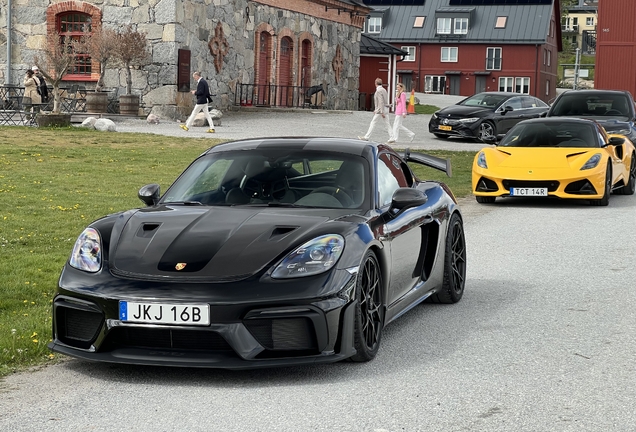 Porsche 718 Cayman GT4 RS Weissach Package