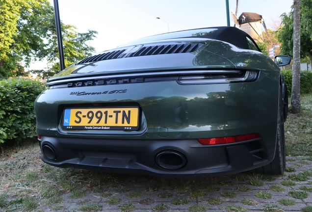 Porsche 992 Carrera 4 GTS Cabriolet