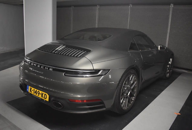 Porsche 992 Carrera 4S Cabriolet