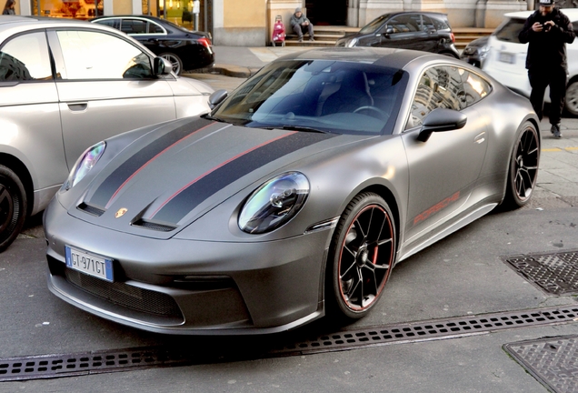 Porsche 992 GT3 Touring