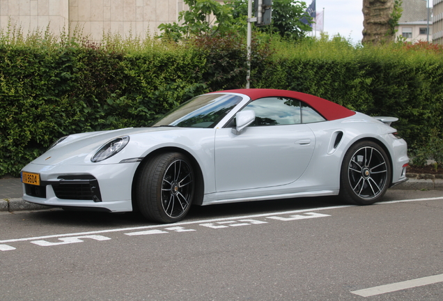 Porsche 992 Turbo Cabriolet