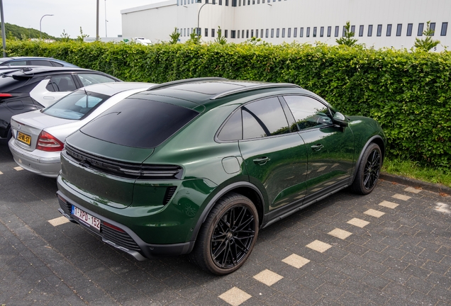 Porsche Macan EV Turbo