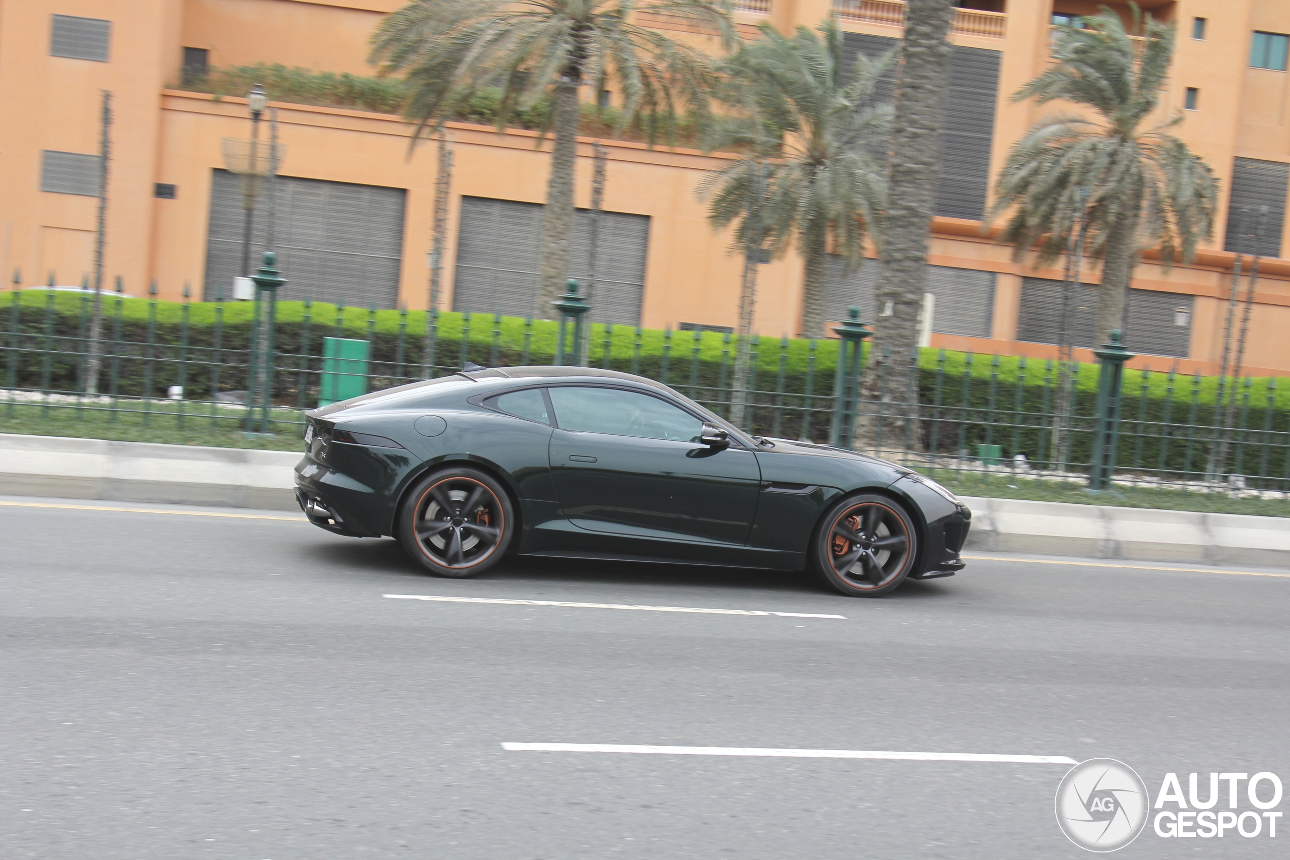 Jaguar F-TYPE R Coupé