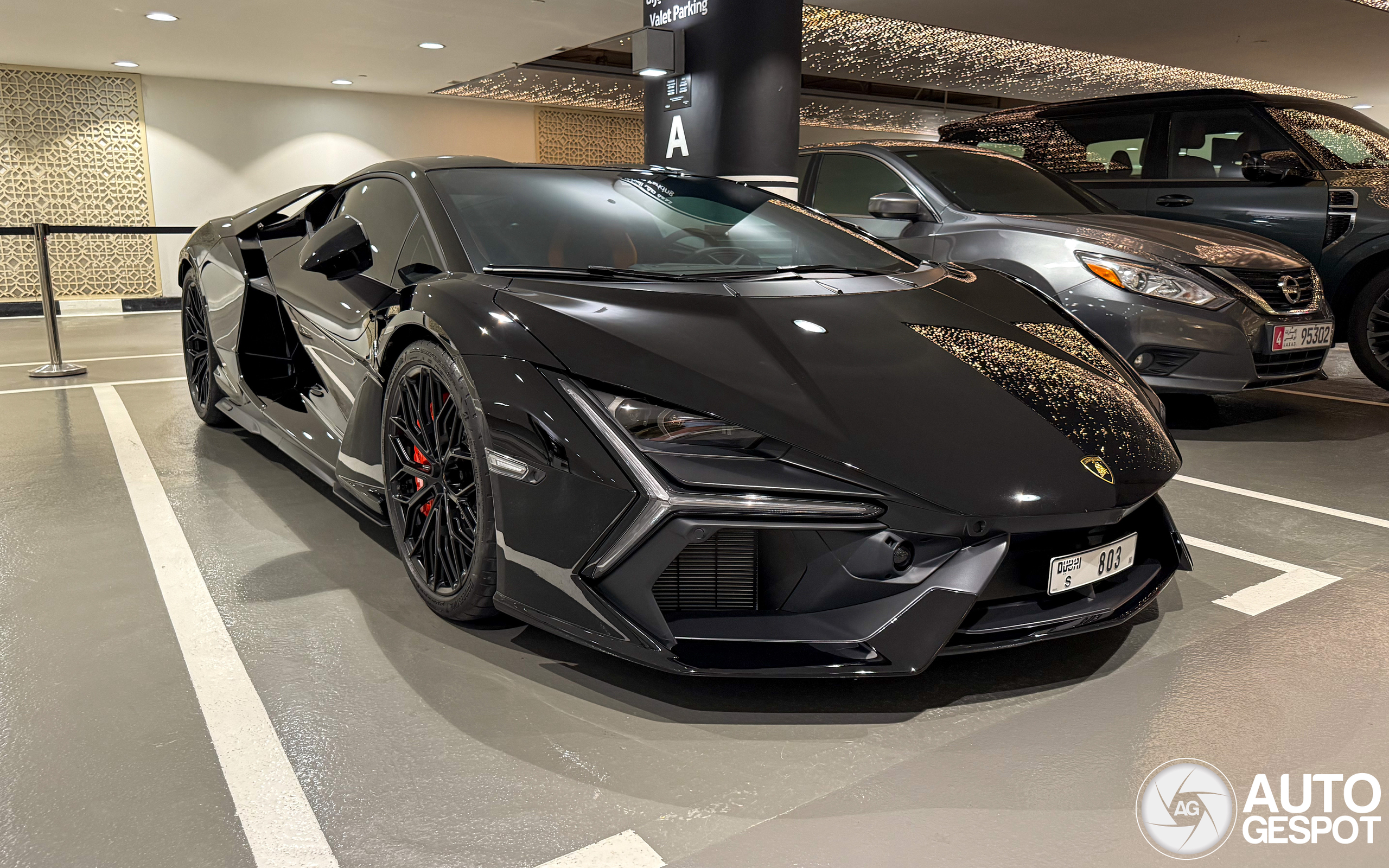 Lamborghini Revuelto