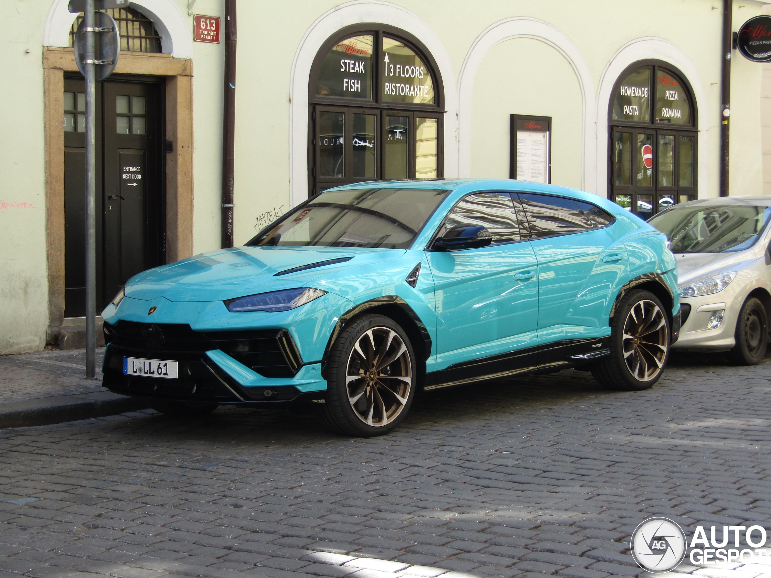 Lamborghini Urus S