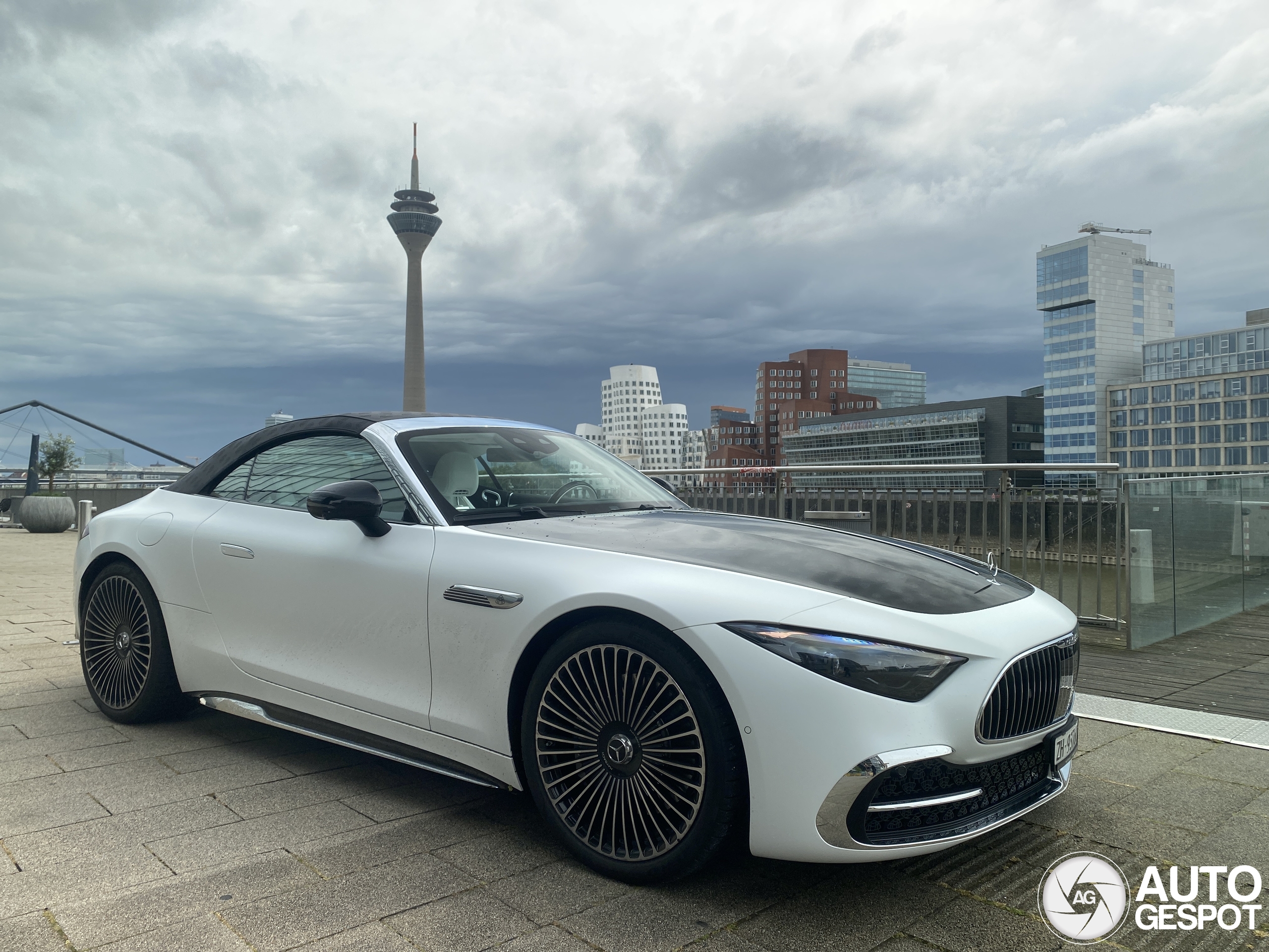 Mercedes-Maybach SL 680 Monogram Series