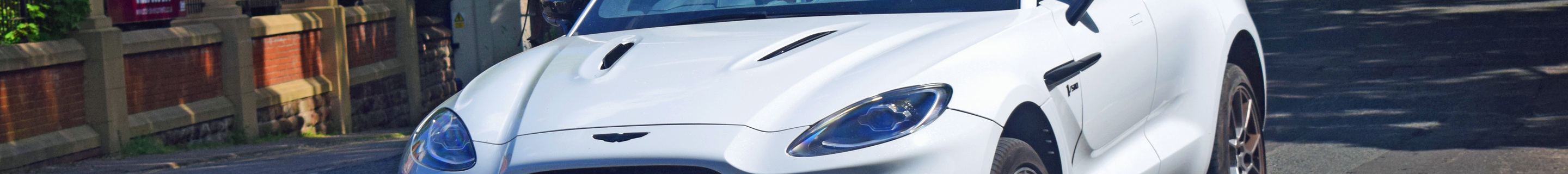 Aston Martin DBX