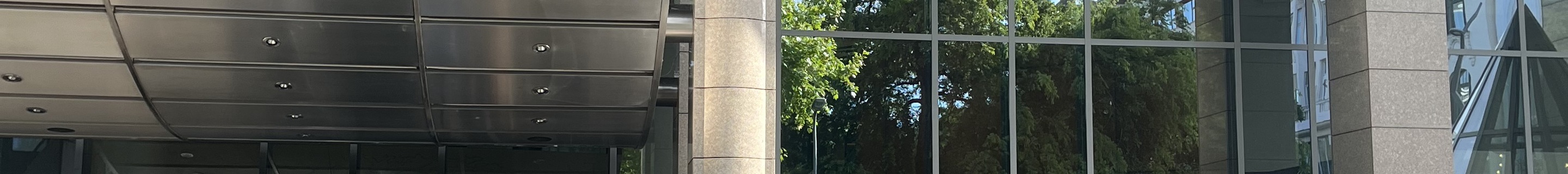 Bentley Bentayga V8 2024