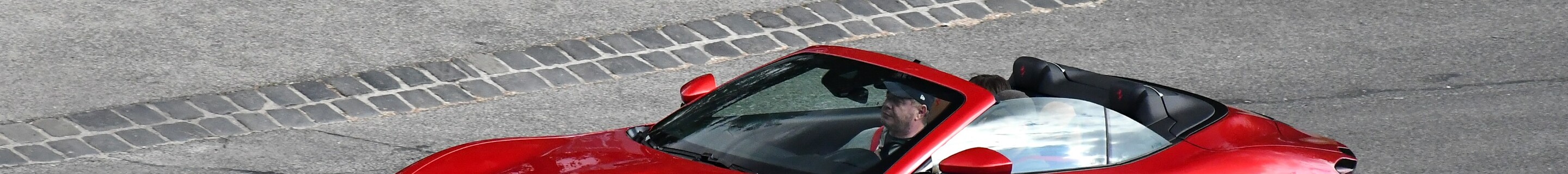 Ferrari Roma Spider