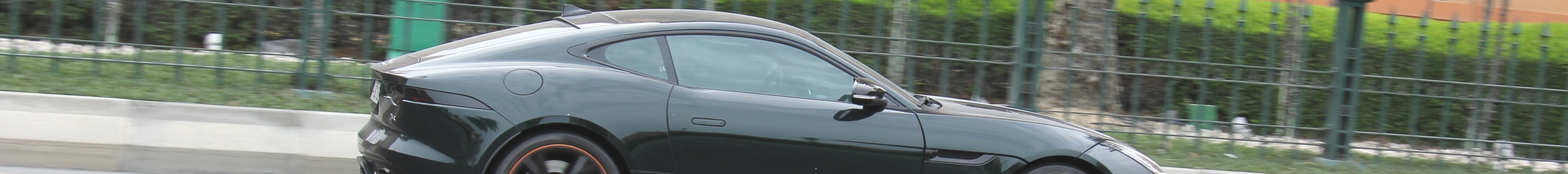 Jaguar F-TYPE R Coupé