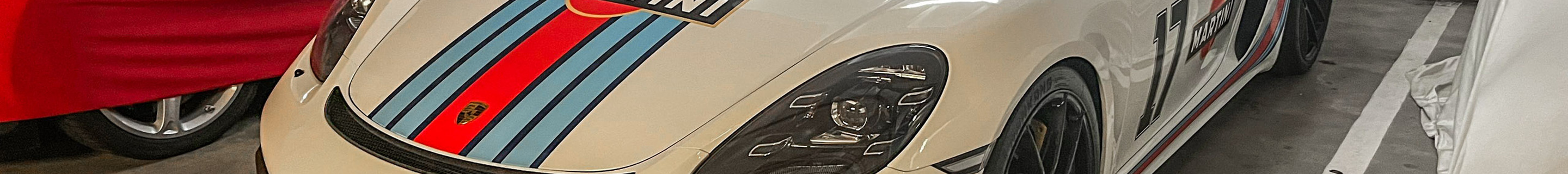 Porsche 718 Cayman GT4