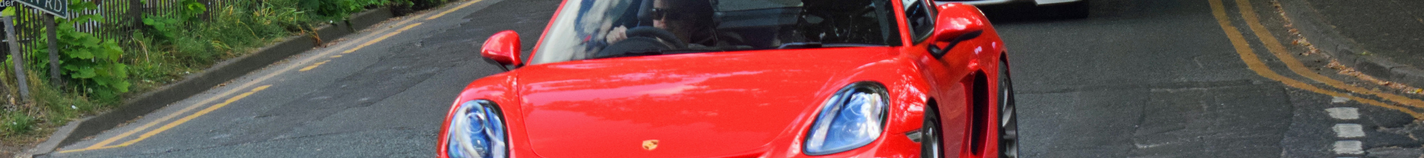 Porsche 981 Cayman GT4