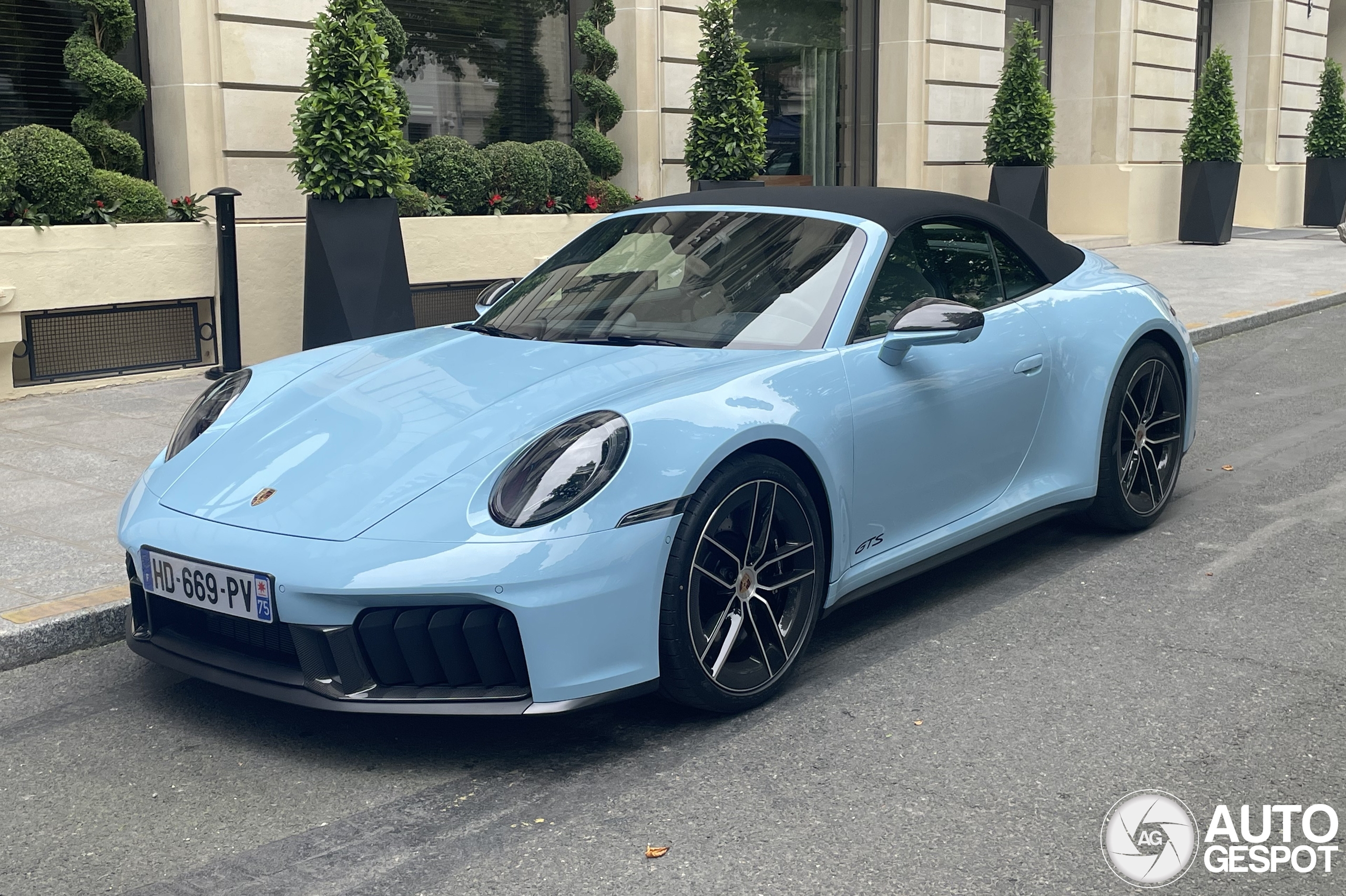 Porsche 992 Carrera 4 GTS MkII