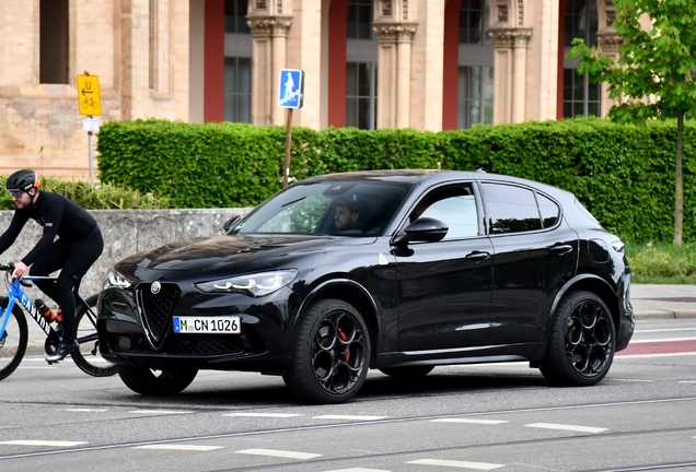 Alfa Romeo Stelvio Quadrifoglio 2023