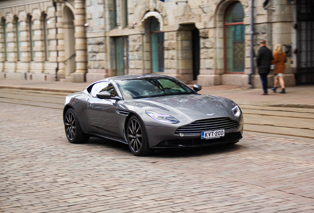 Aston Martin DB11 V8