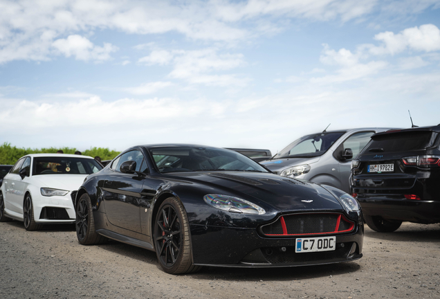 Aston Martin V12 Vantage S
