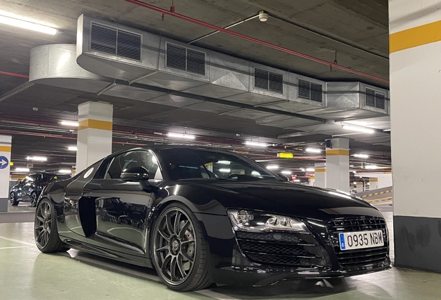 Audi R8 V10
