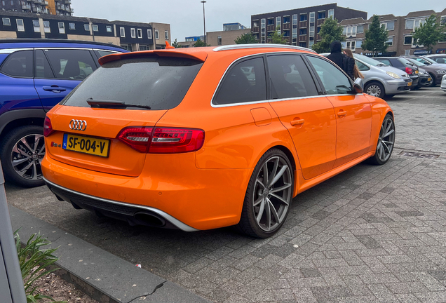 Audi RS4 Avant B8