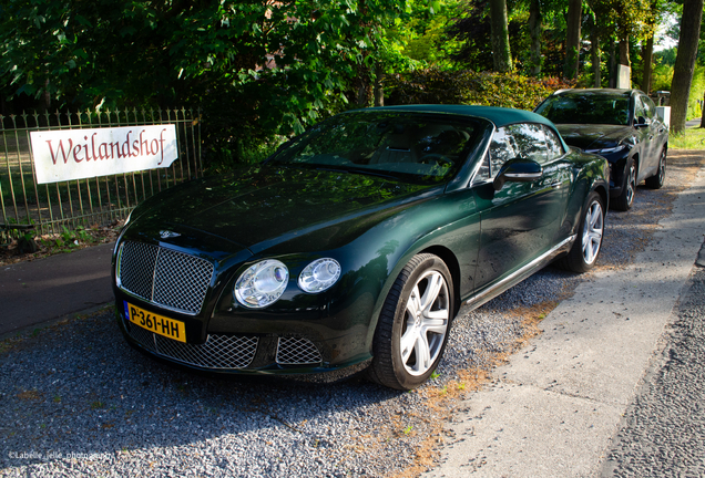 Bentley Continental GTC 2012