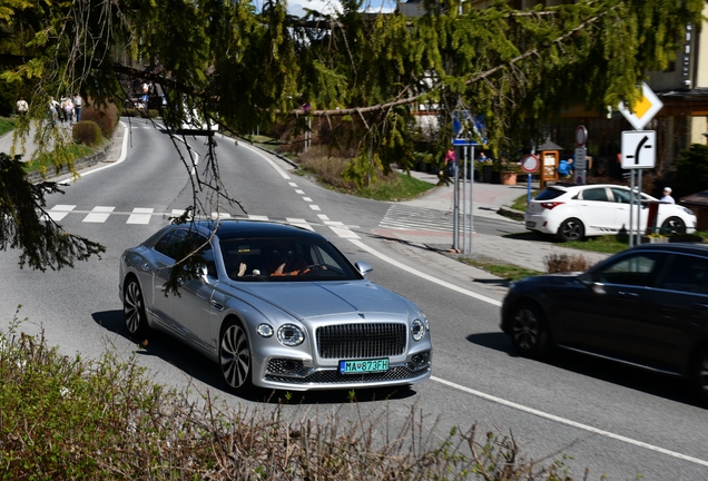 Bentley Flying Spur Hybrid
