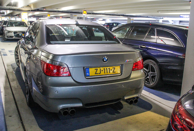 BMW M5 E60 2005