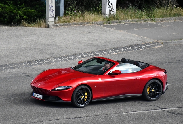 Ferrari Roma Spider