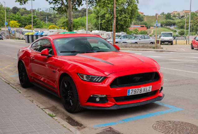 Ford Mustang GT 2015 Black Shadow Edition