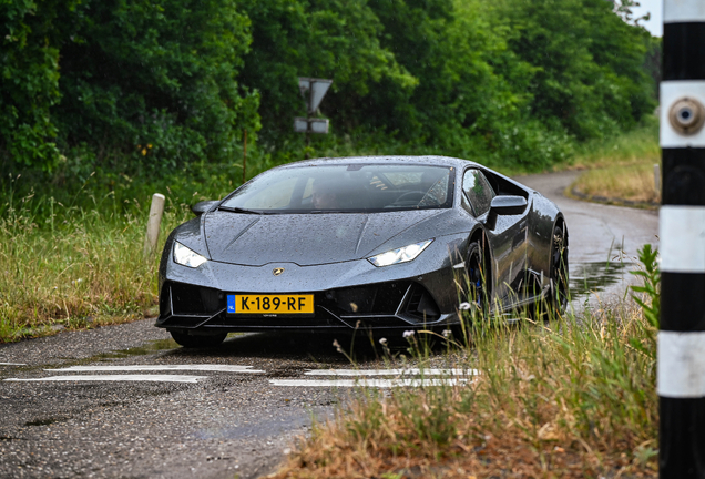 Lamborghini Huracán LP640-4 EVO