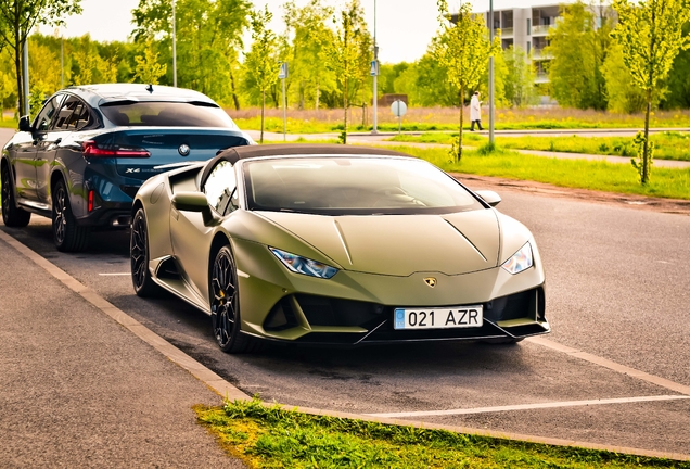 Lamborghini Huracán LP640-4 EVO Spyder