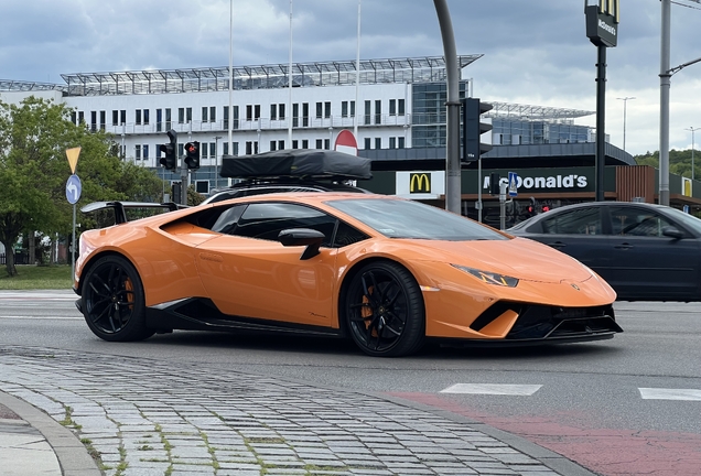 Lamborghini Huracán LP640-4 Performante
