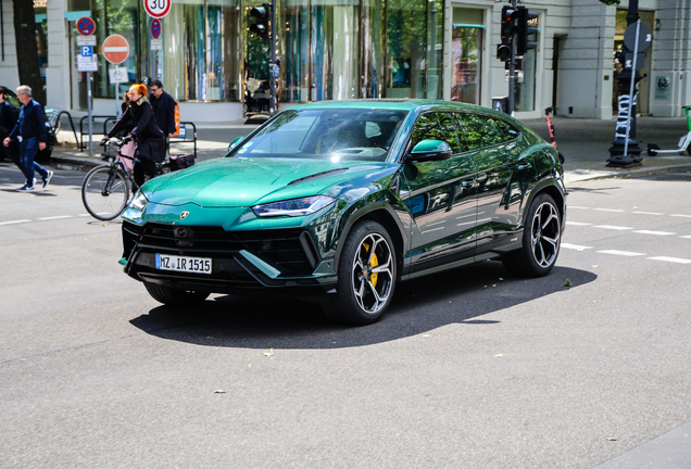 Lamborghini Urus S