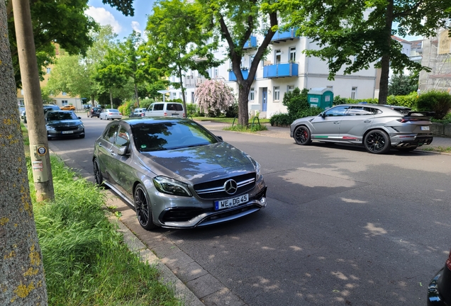 Mercedes-AMG A 45 W176 2015