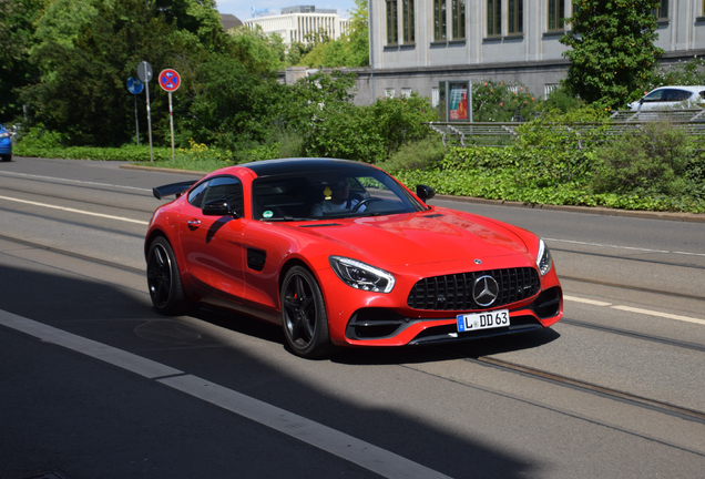 Mercedes-AMG GT C190 2017