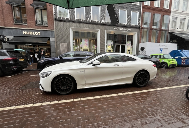 Mercedes-AMG S 63 Coupé C217