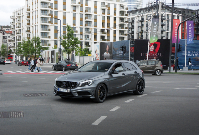 Mercedes-Benz A 45 AMG