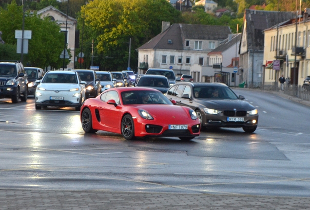 Porsche 718 Cayman S