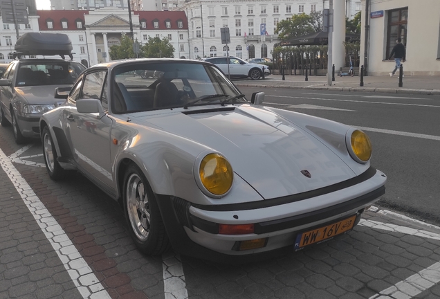 Porsche 930 Turbo