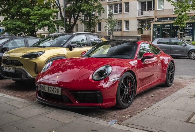 Porsche 992 Carrera GTS