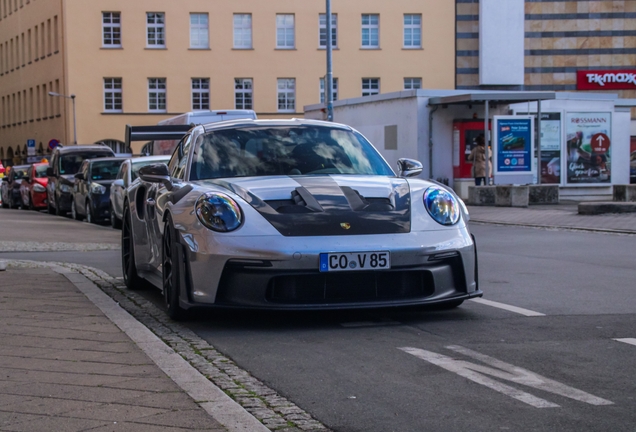 Porsche 992 GT3 RS Weissach Package