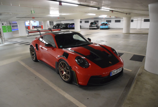 Porsche 992 GT3 RS Weissach Package