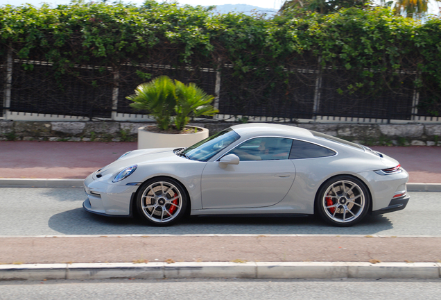 Porsche 992 GT3 Touring