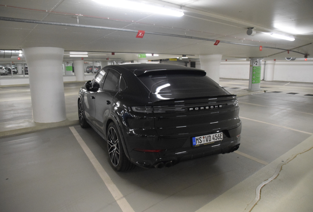 Porsche Cayenne Coupé Turbo E-Hybrid