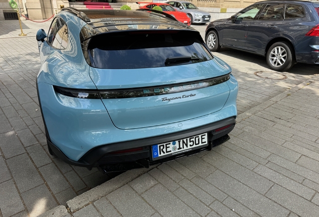Porsche Taycan Turbo Cross Turismo