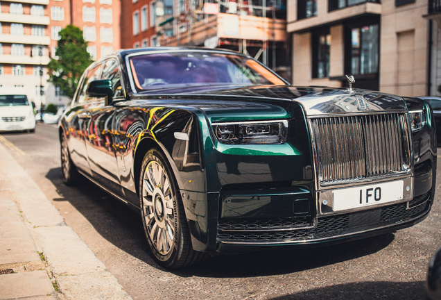 Rolls-Royce Phantom VIII EWB Series II