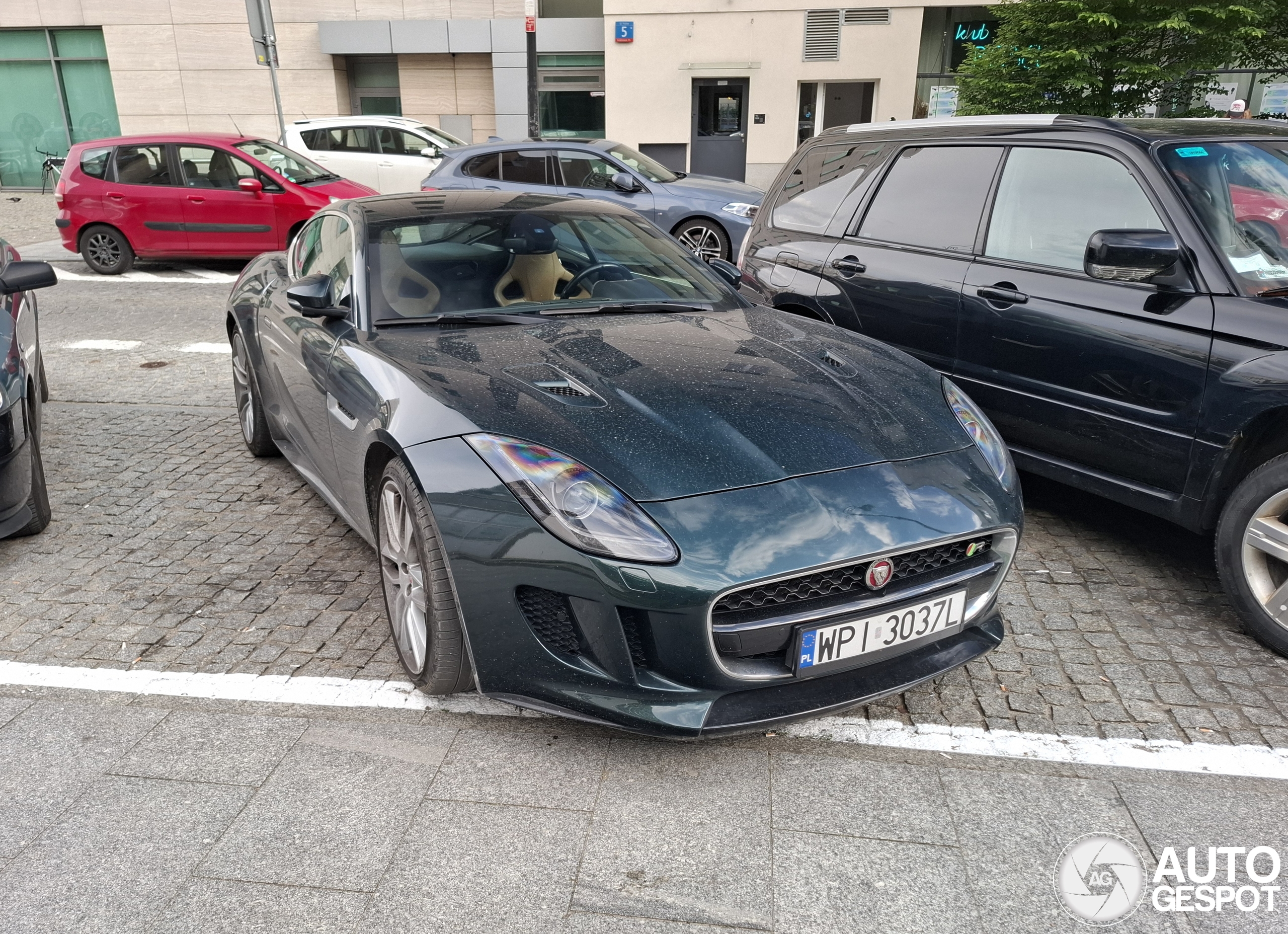 Jaguar F-TYPE R AWD Coupé