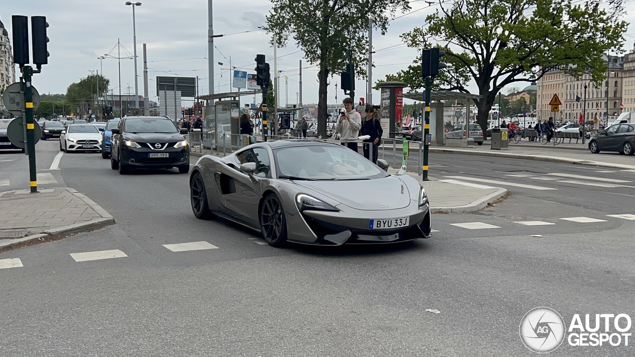 McLaren 570GT
