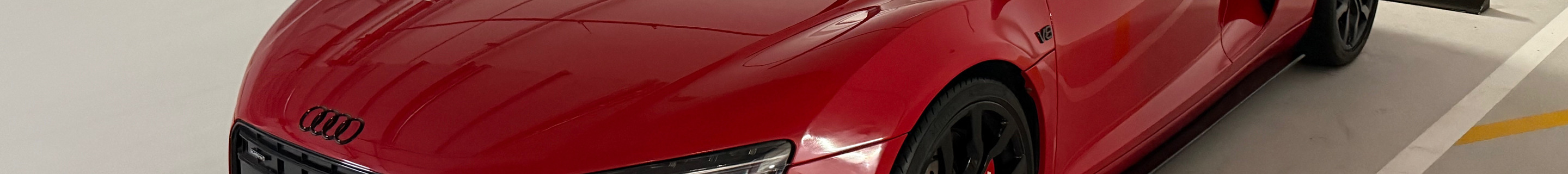 Audi R8 V8 Spyder 2013